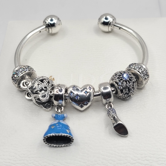 💫Authentic Pandora DISNEY CINDERELLA 8pc BRACELET GIFT SET🎁 - Picture 3 of 12